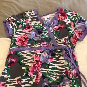 Scrub top from koi